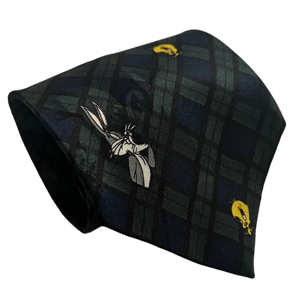 Looney Tunes Mania Plaid Tweety Bugs Bunny Daffy Tasmanian Devil Novelty Tie